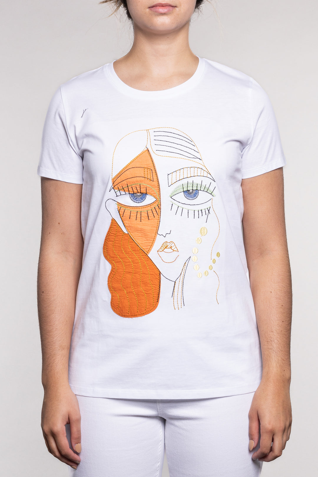Face embroidery t-shirt