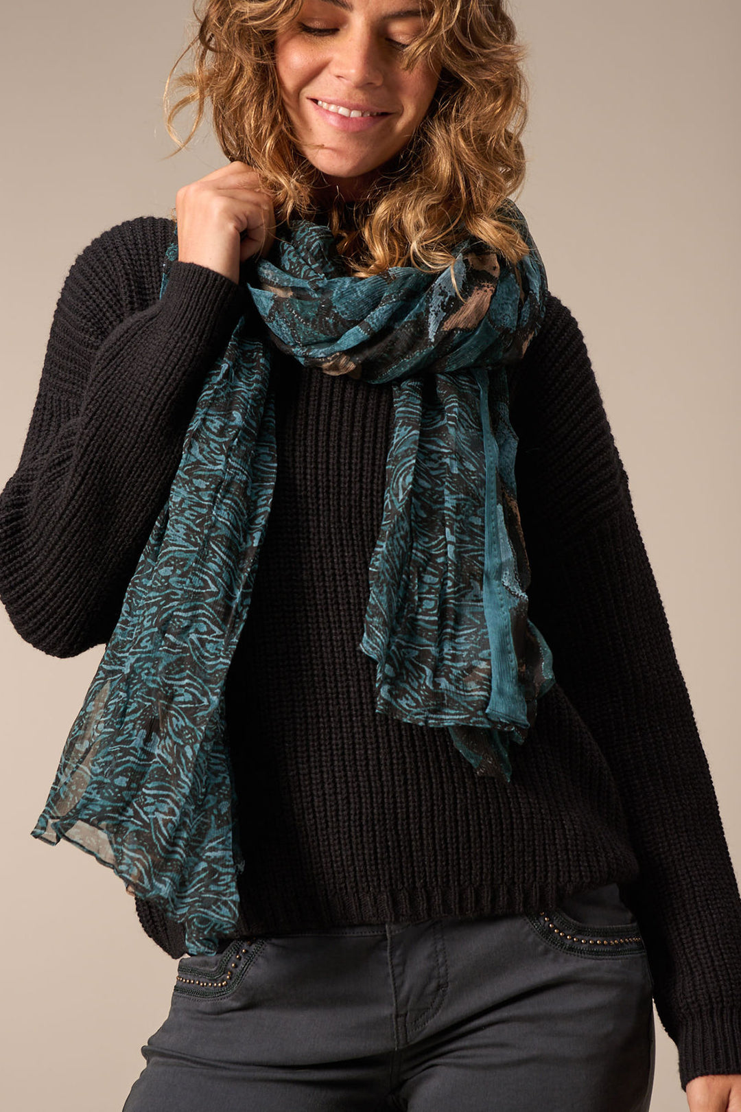 Pareo scarf