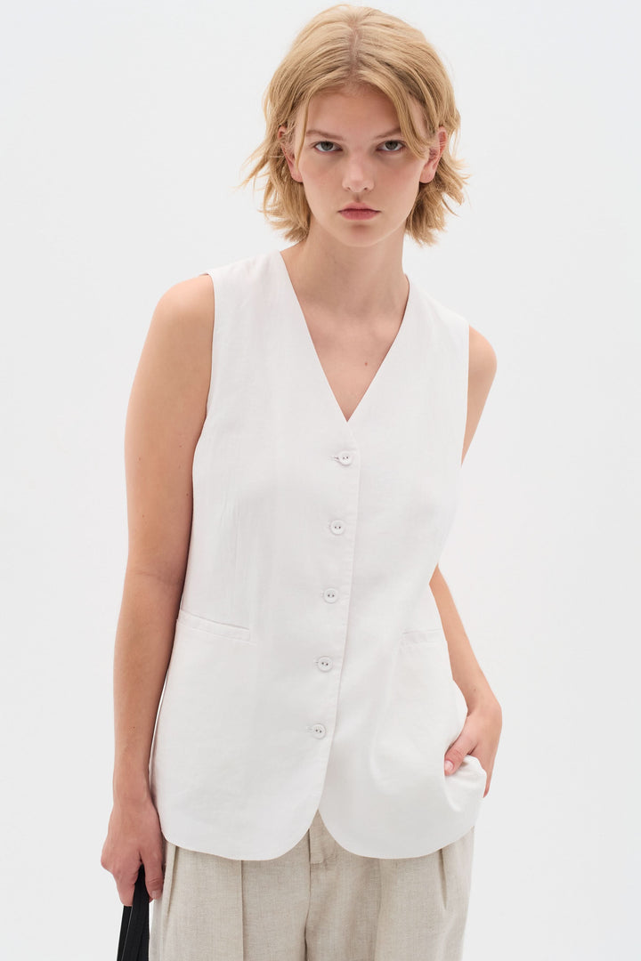 Farida sleeveless jacket