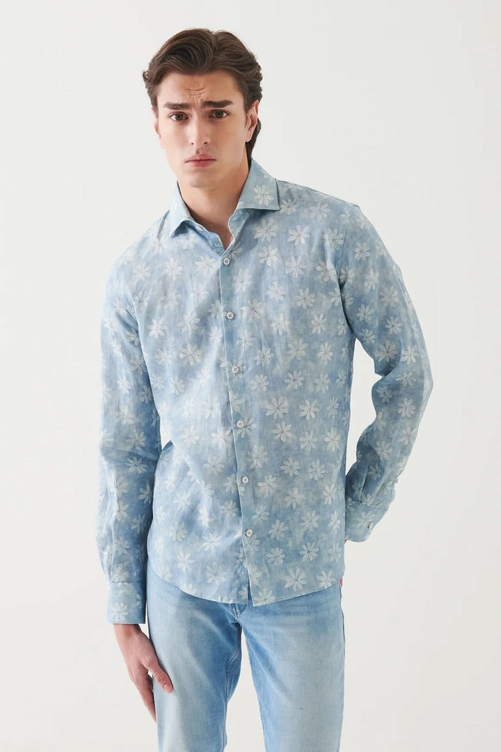 Chemise en lin à motif floral