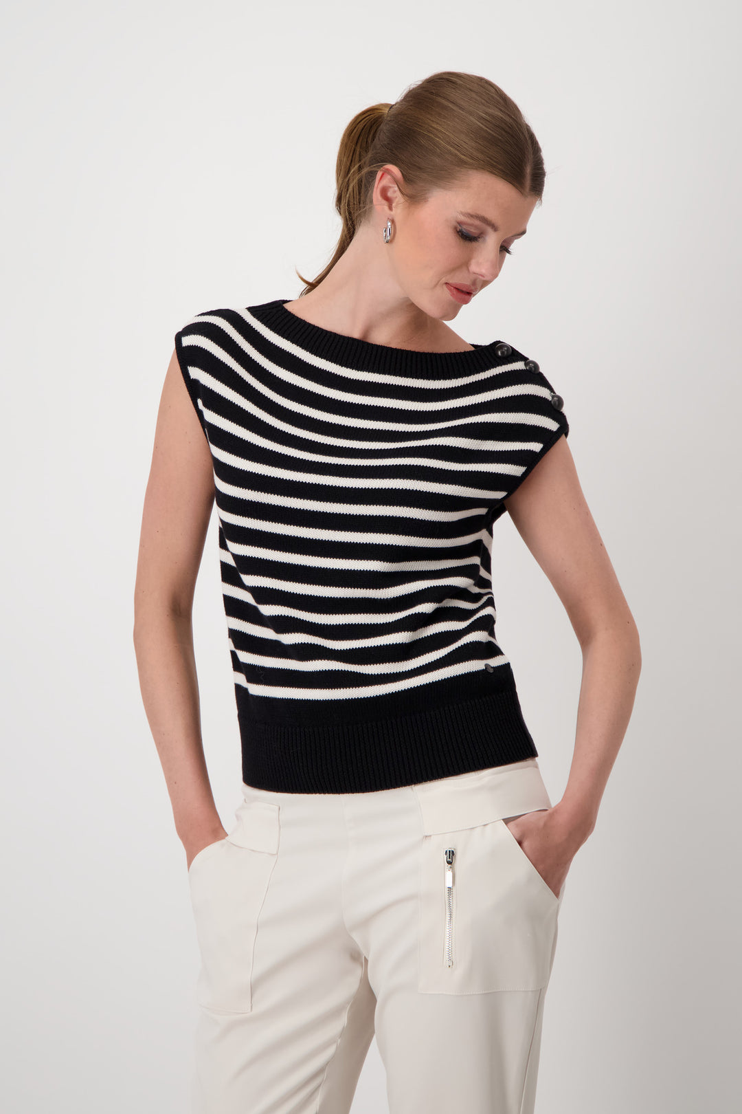 Top with stripes