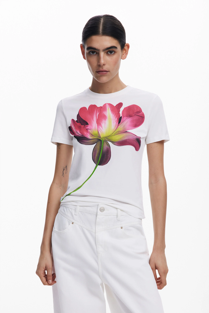 Flower print t-shirt