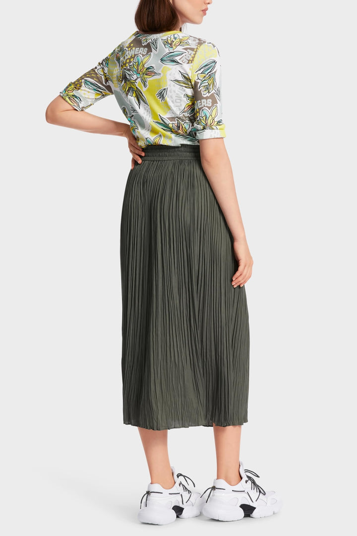 Pleated mid-length skirt