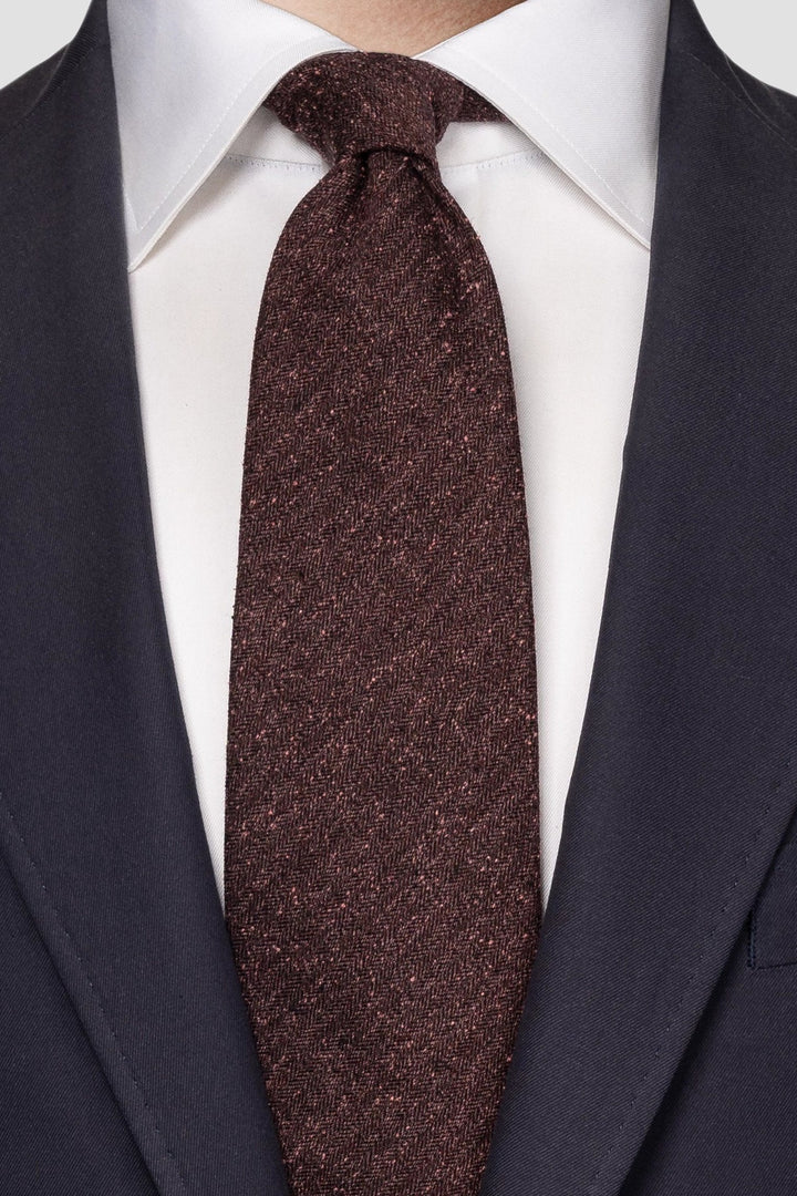 Silk tie