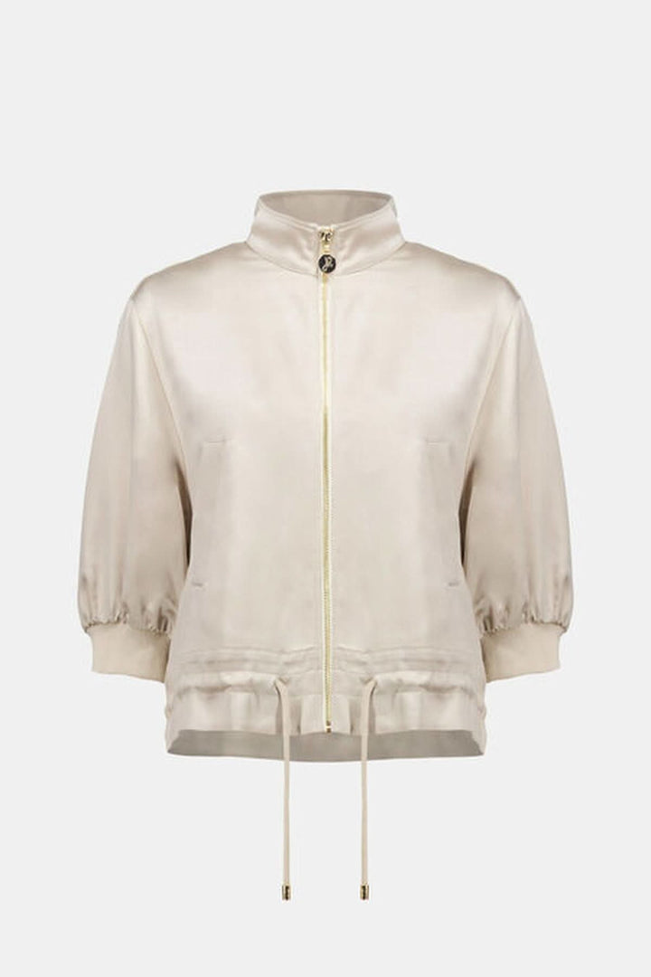 Lightweight jacket with zipper closure