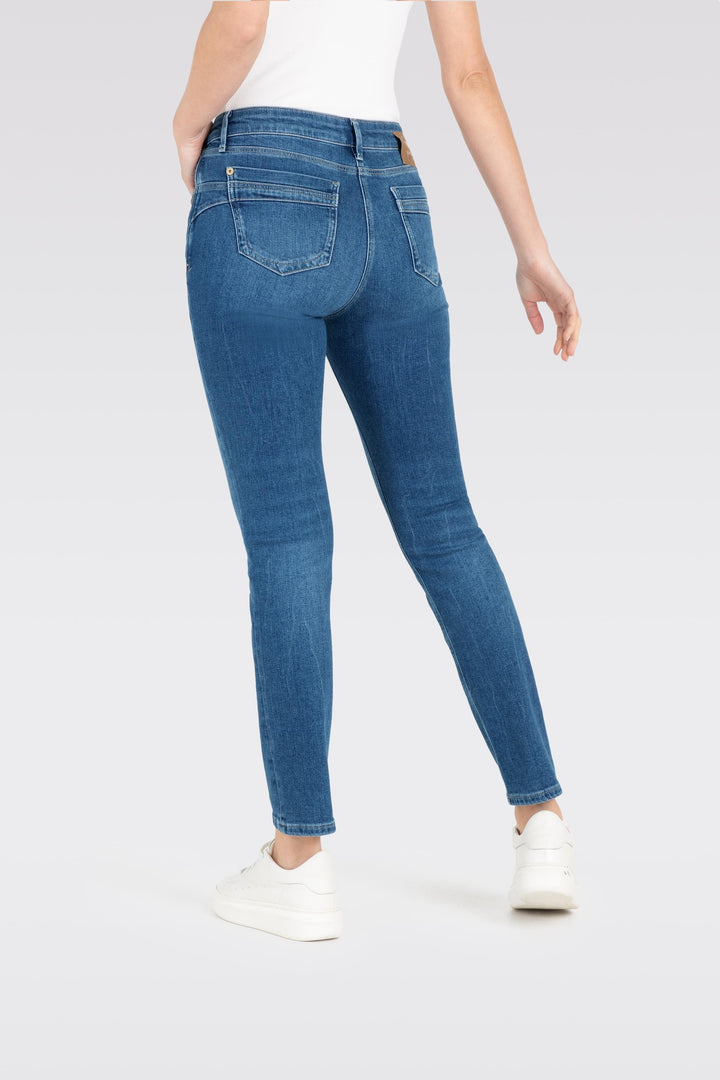 California Slim Jeans