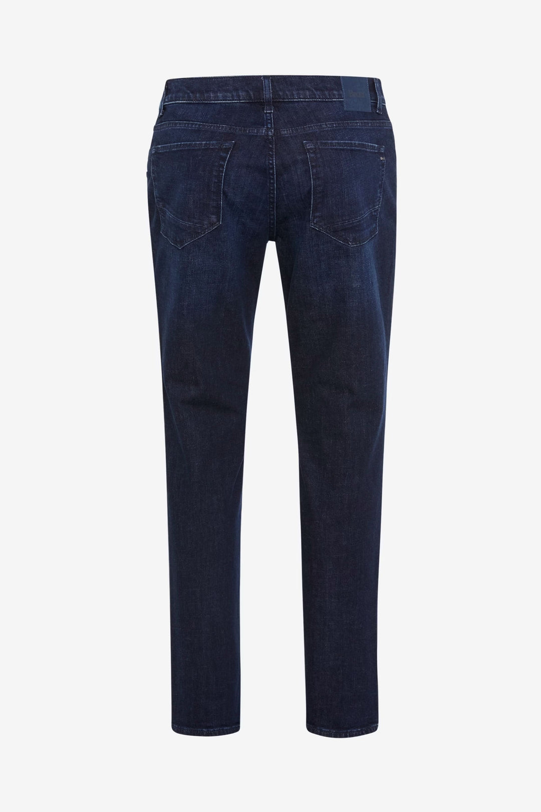 Jean à coupe droite bleu vue de face pour homme Brax
