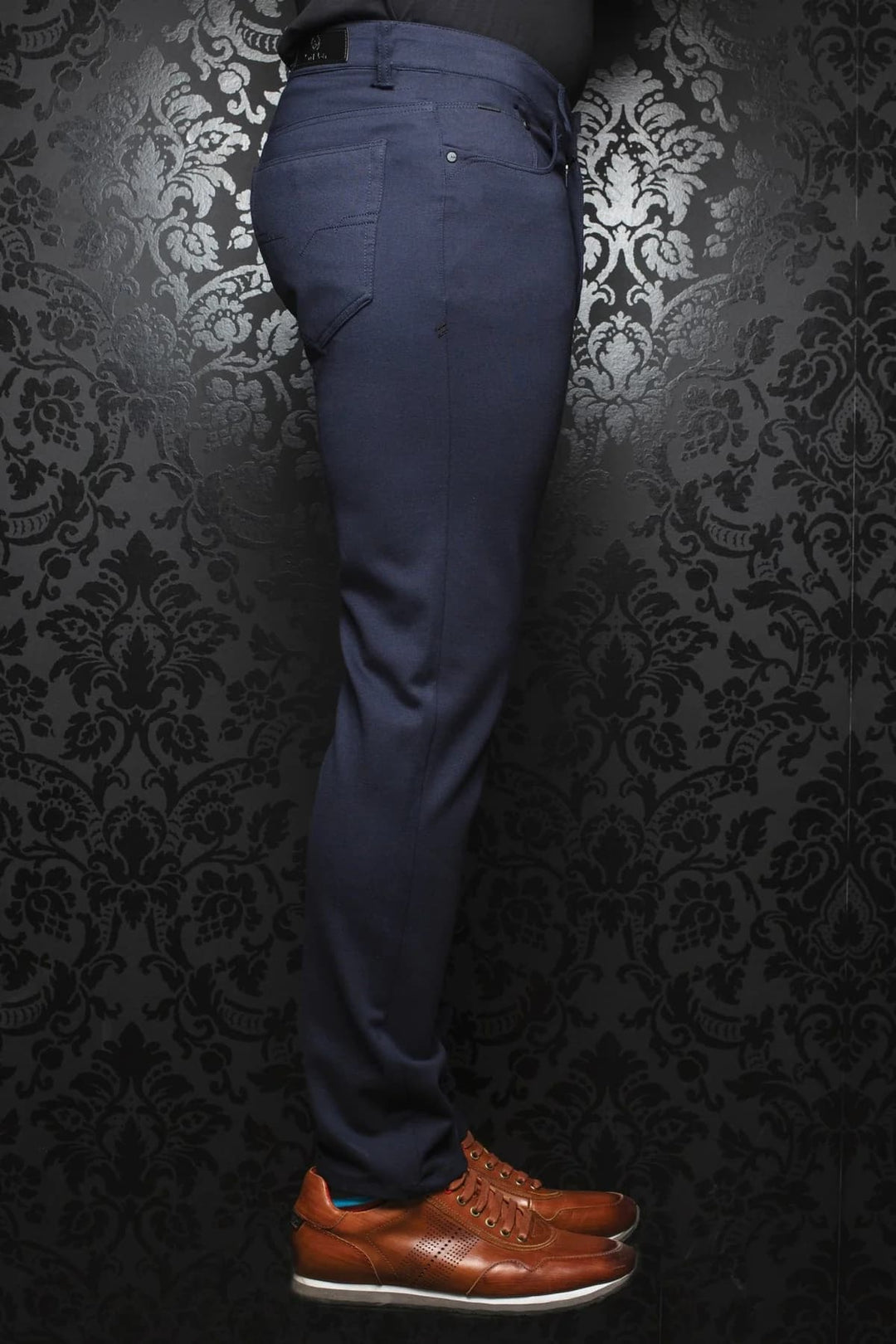 Jean à coupe droite pour homme Au noir