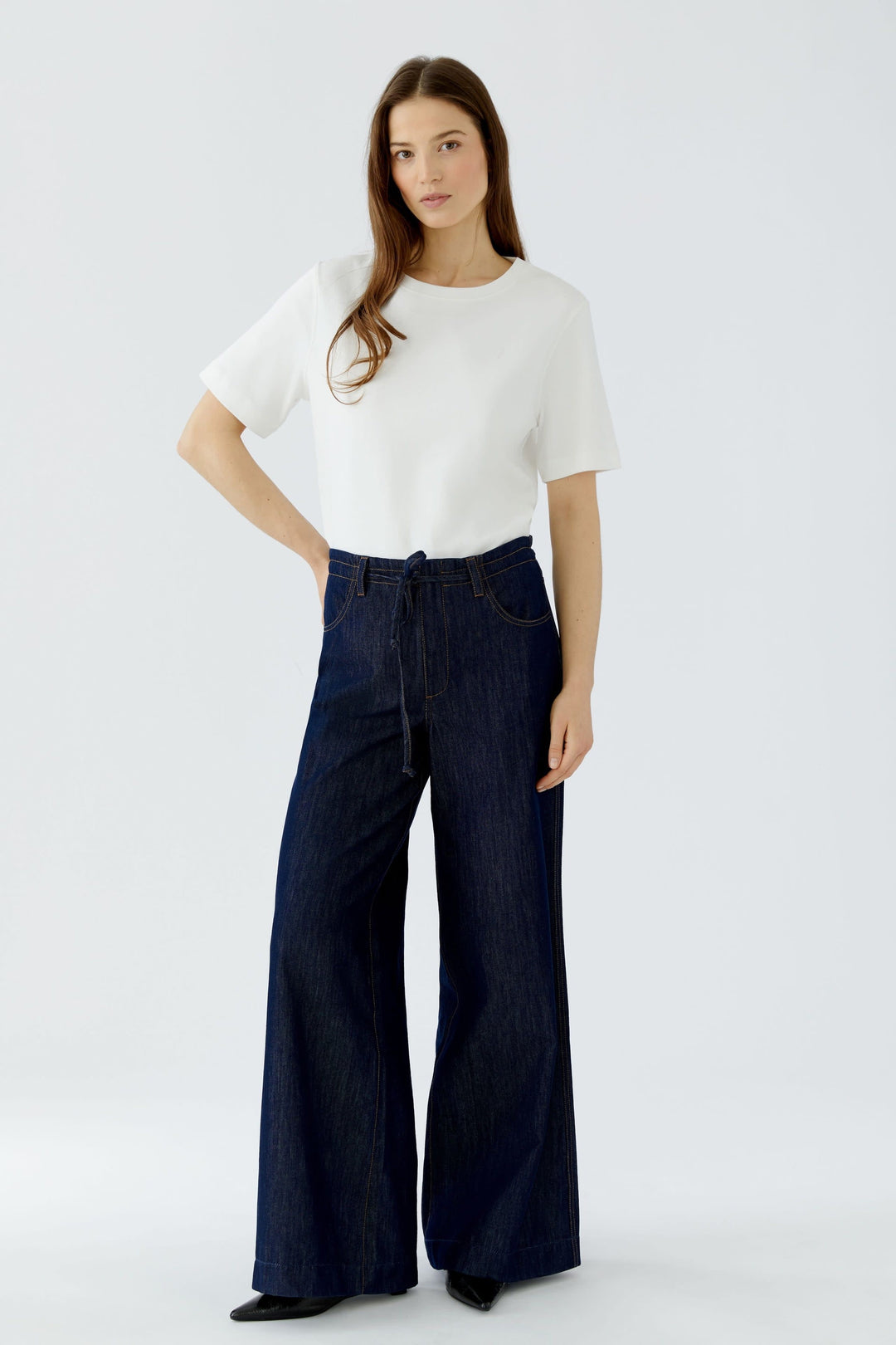 Jean à jambe large avec cordon pour femme Oui