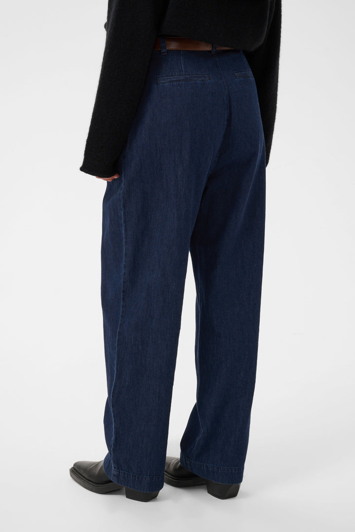 Jean Colleena pour femme Part Two