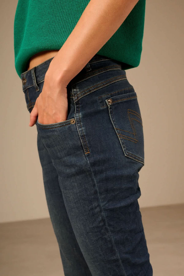 Jean droit à détails de coutures pour femme Nile