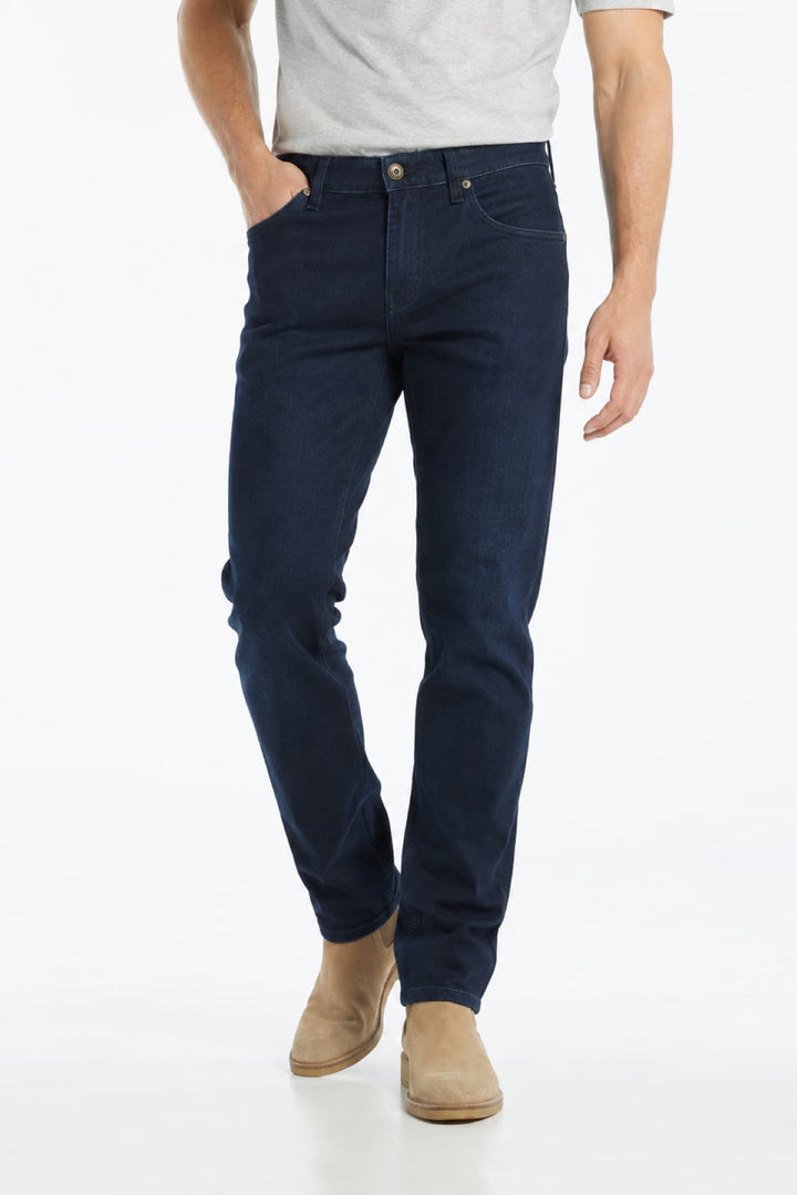 Vue arrière jean extensible coupe moderne Black Bull pour homme noir - Valérie Simon