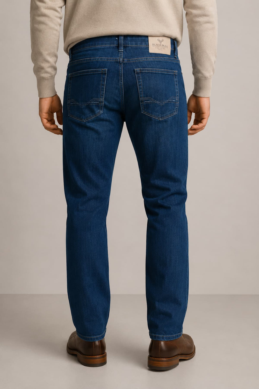 Rear view of Black Bull modern men's jeans in black with decorative topstitching - Valérie Simon