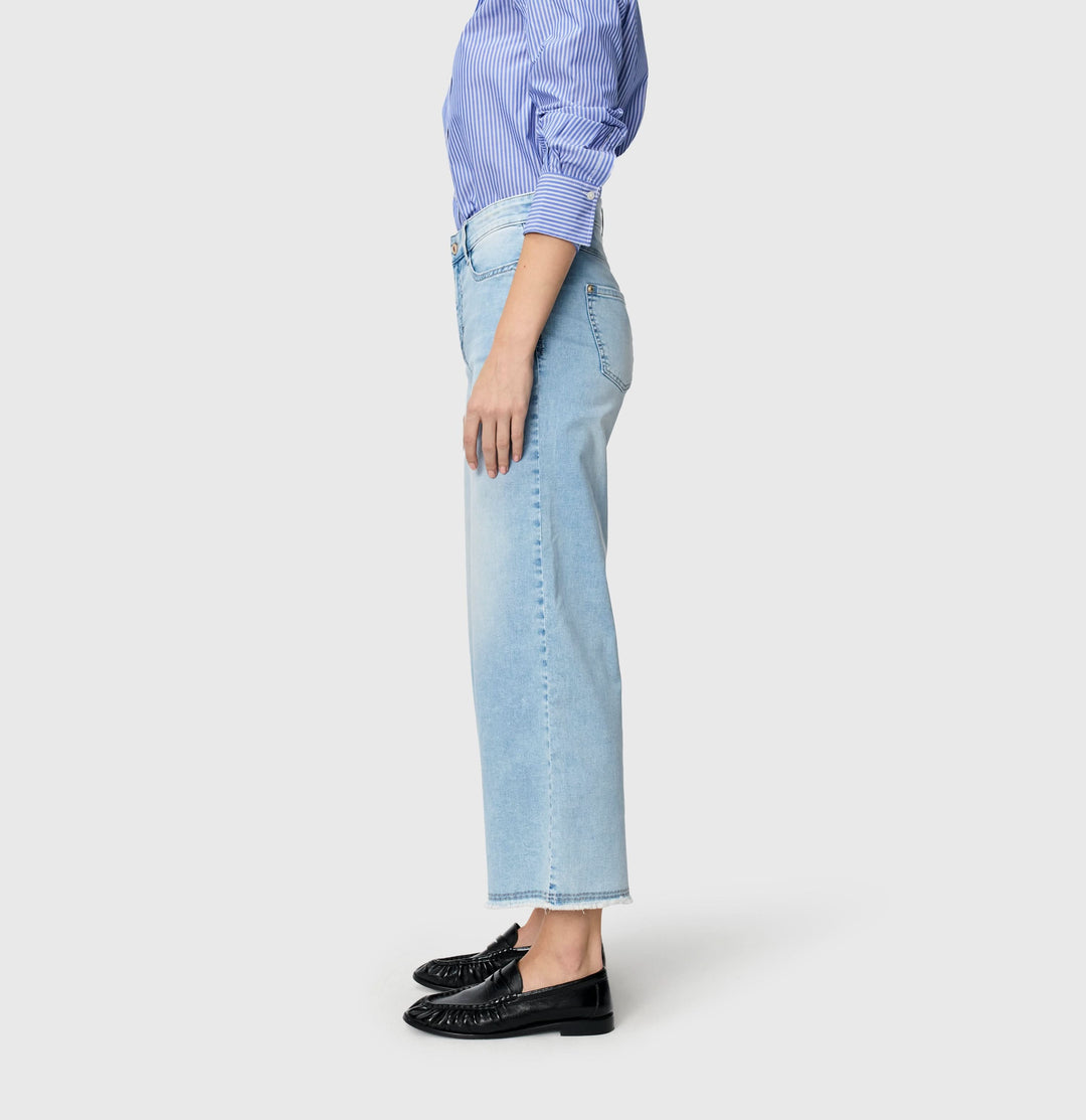 Lightweight Dream wide cropped jeans