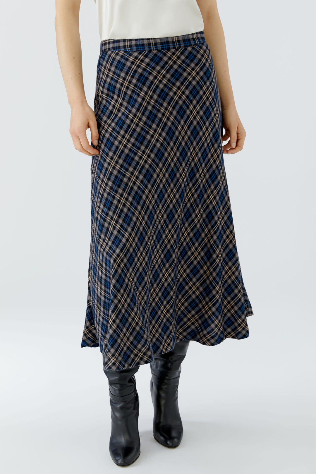 Jupe midi à carreaux vue de face pour femme Oui