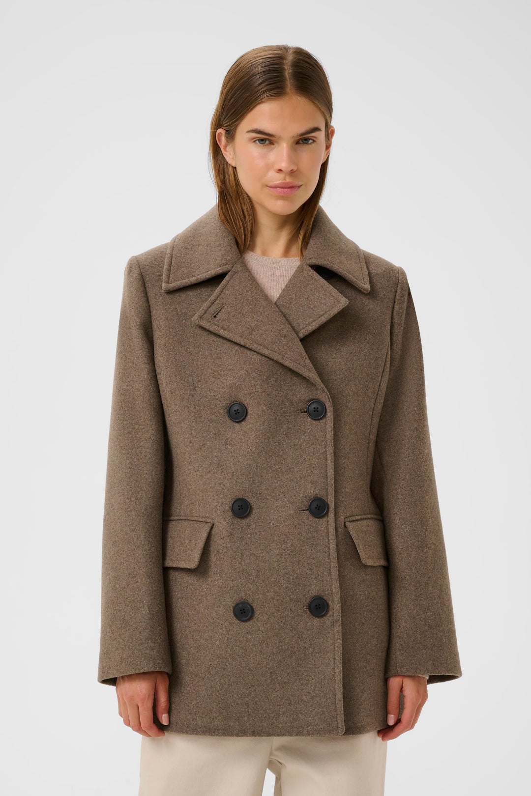 Manteau Perry croisé en laine avec col à larges revers et double boutonnage élégant, parfait pour temps froids élégance