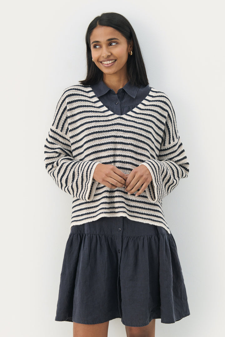 Nahni Linen Sweater