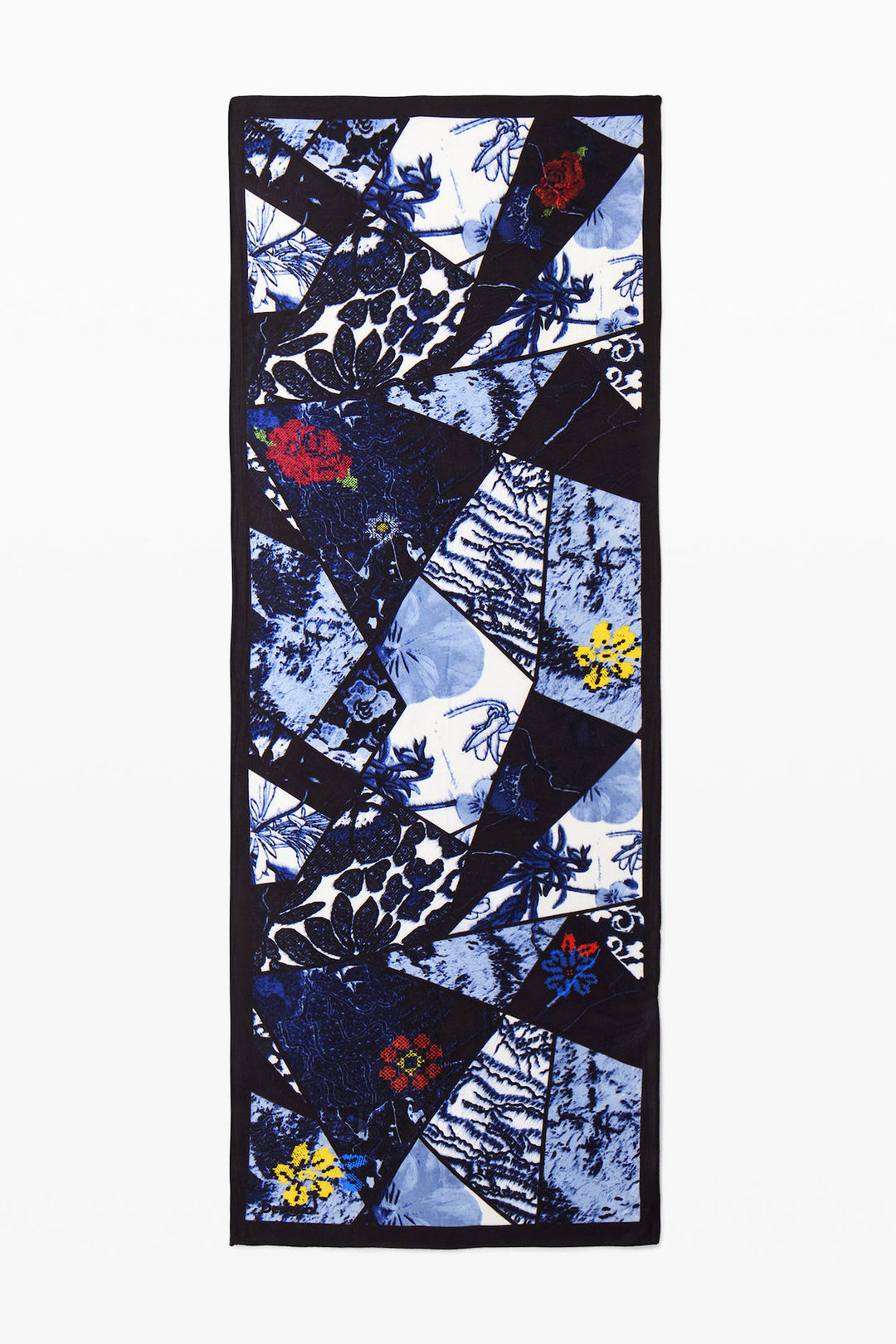 Scarf with geometric shapes