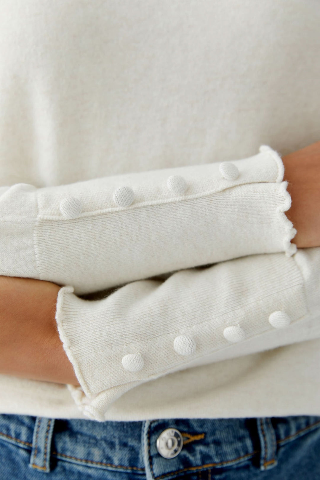Fitted sweater with a fit