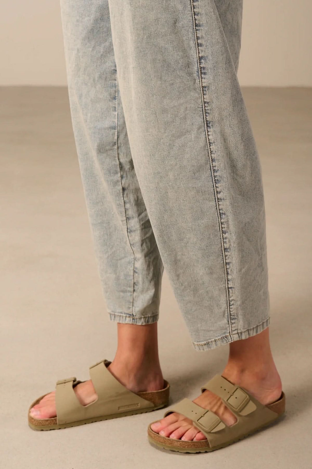 Jean à coupe décontractée