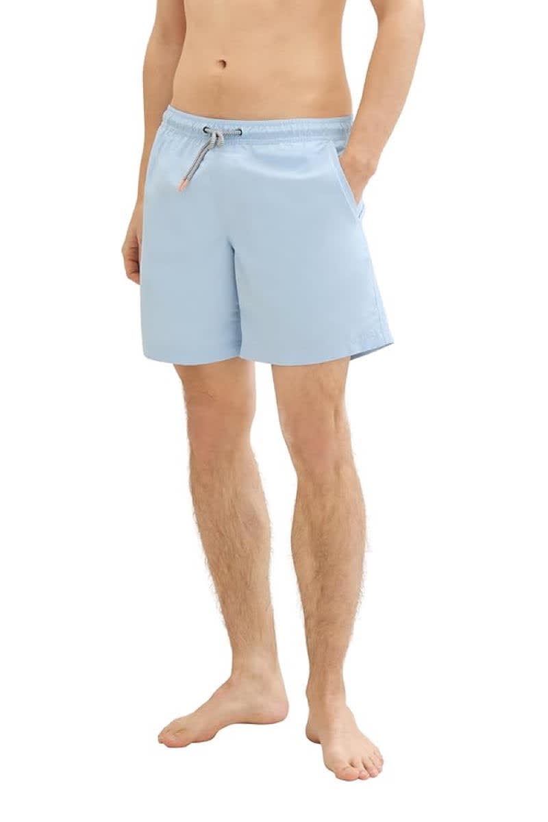 Back view of Tom Tailor men&