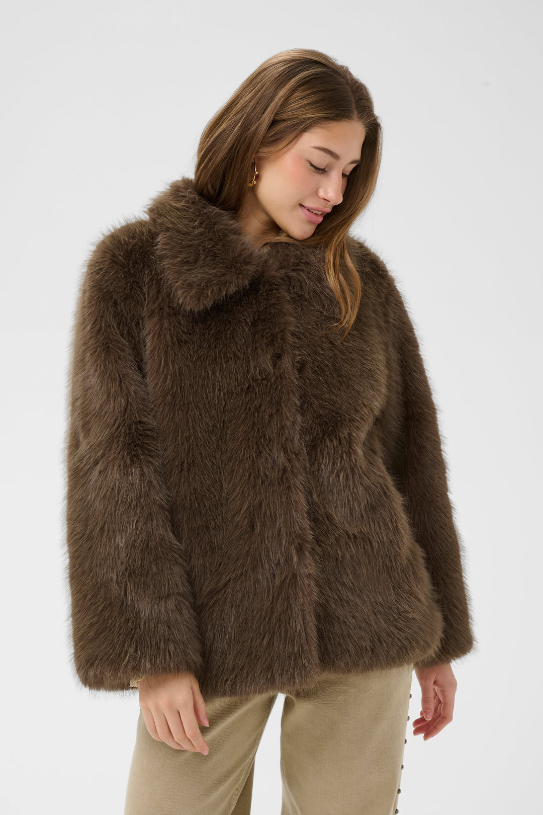 Manteau Drama en fausse fourrure pour femme Cream