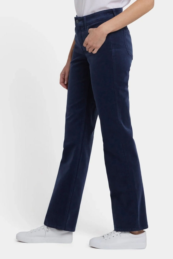 Straight-leg stretch corduroy pants