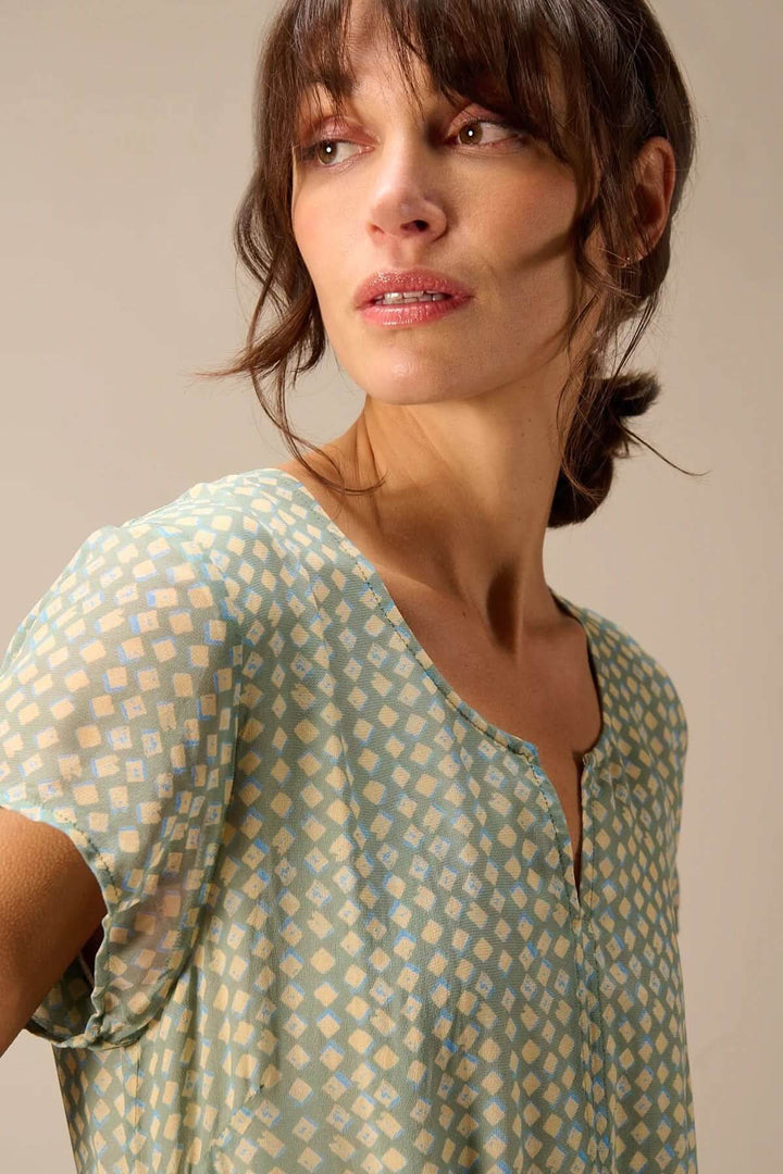 Robe midi fluide avec ceinture à nouer