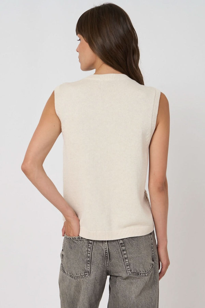 Sleeveless knit cardigan