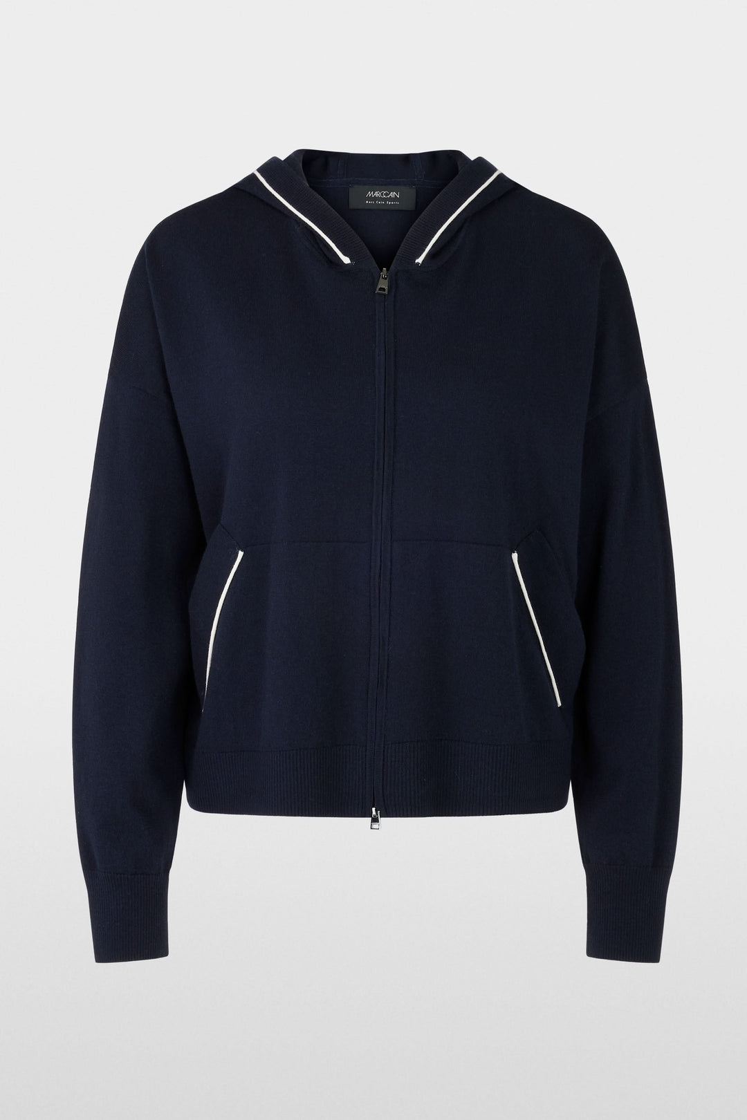 Cardigan tricoté à capuchon, fermeture éclair, coupe ample, poches contrastantes, style décontracté.