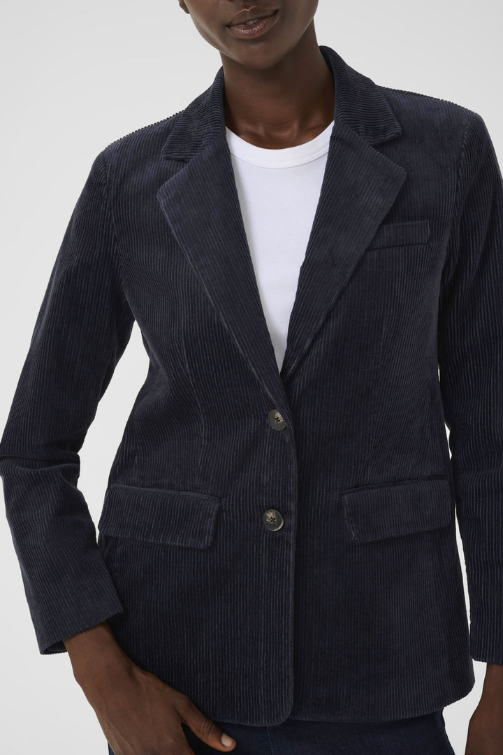 Veston Leni en velours côtelé, coupe ajustée, chic et rétro pour un look élégant.