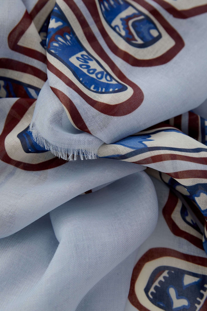 Scarf with decorative print