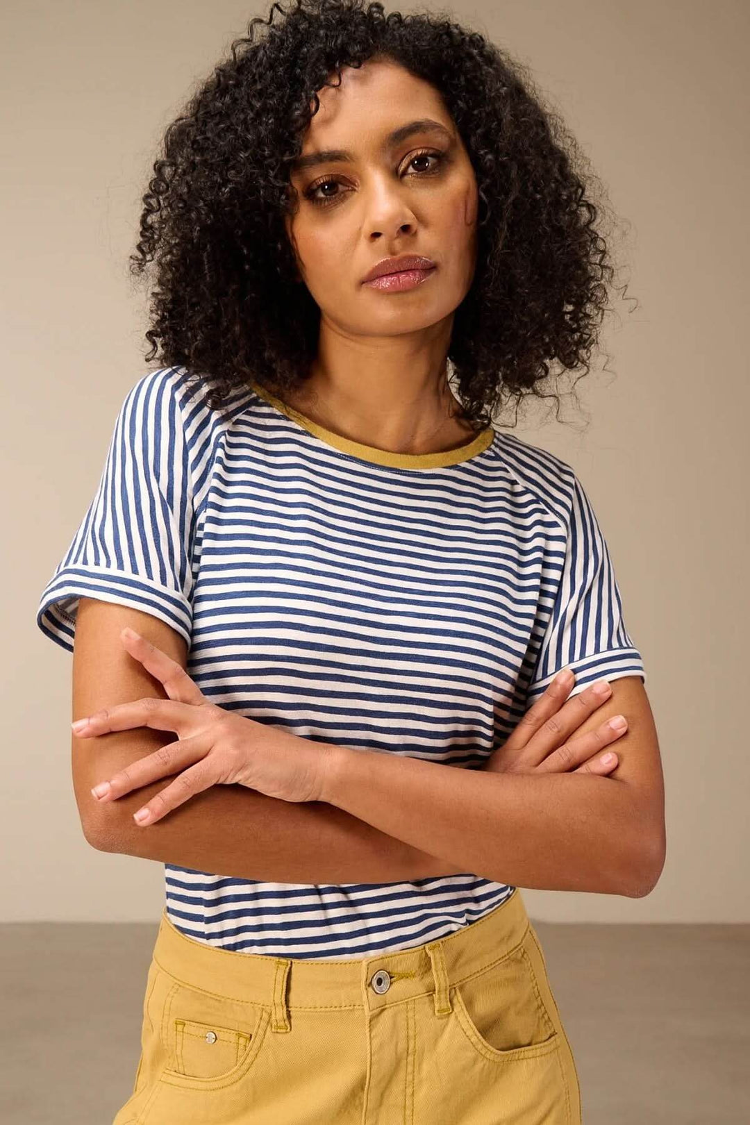 T-shirt rayé manches courtes style raglan