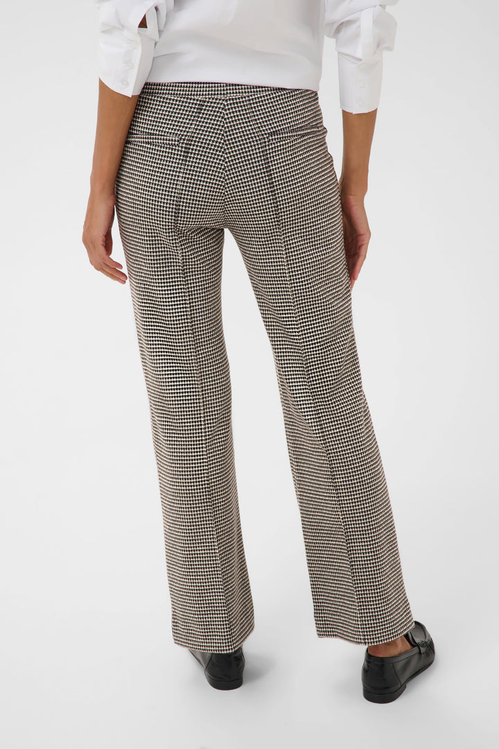Pantalon à carreaux texturé vue de face pour femme Part Two