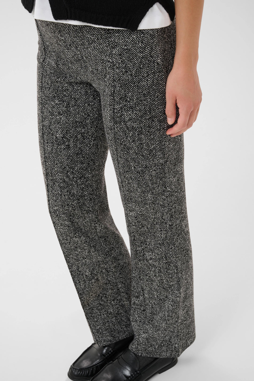 Pantalon à carreaux texturé vue de face pour femme Part Two