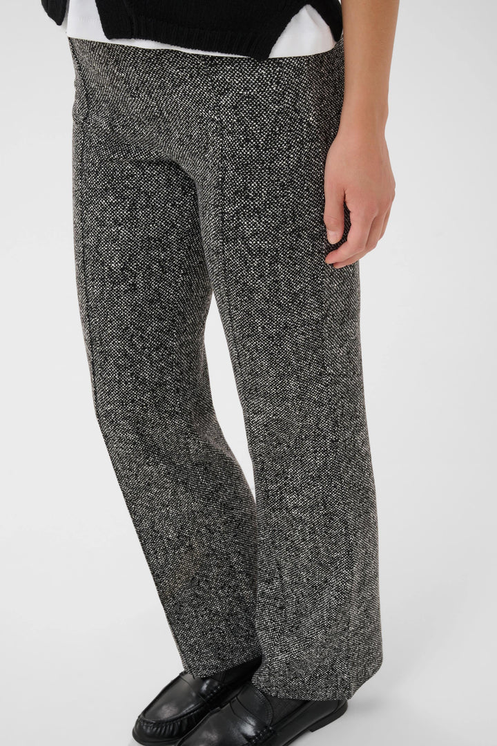Pantalon à carreaux texturé vue de face pour femme Part Two