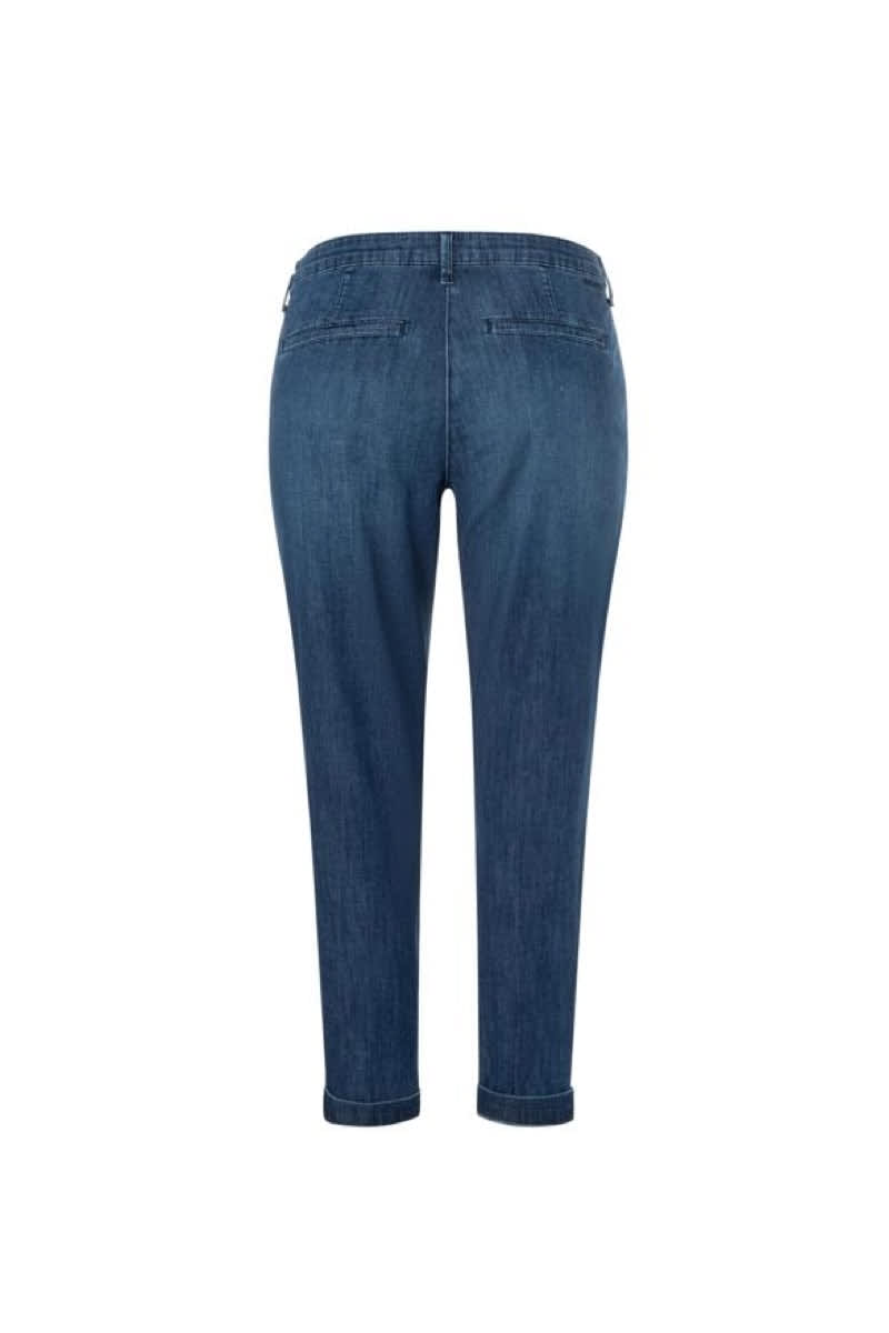 Front view of Mac Jeans stretchy blue women&