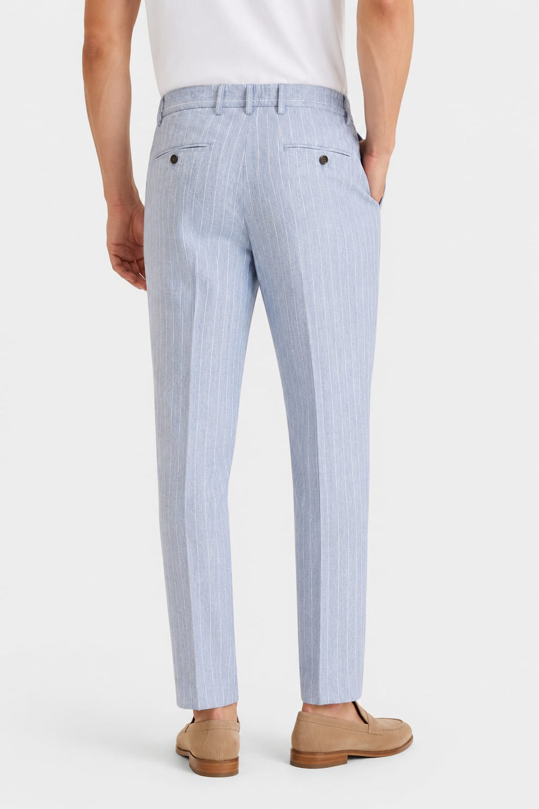 Side view of Fradi men&