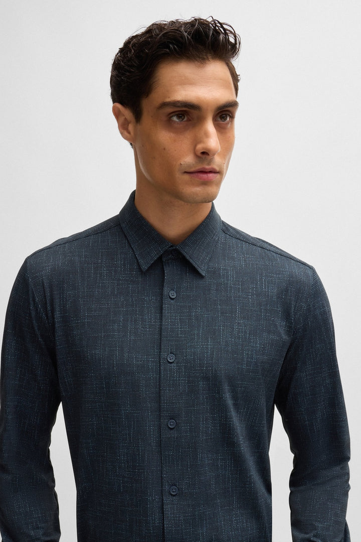 Stretch fabric shirt