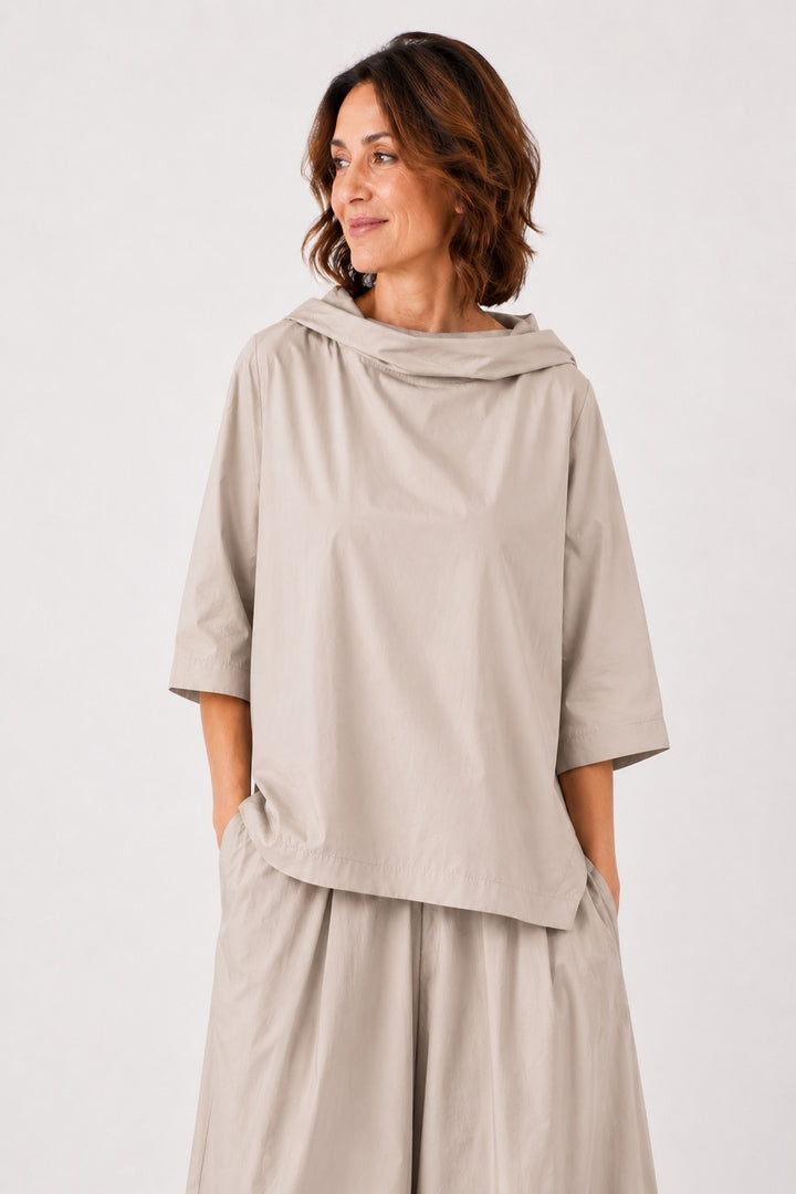 Hooded top
