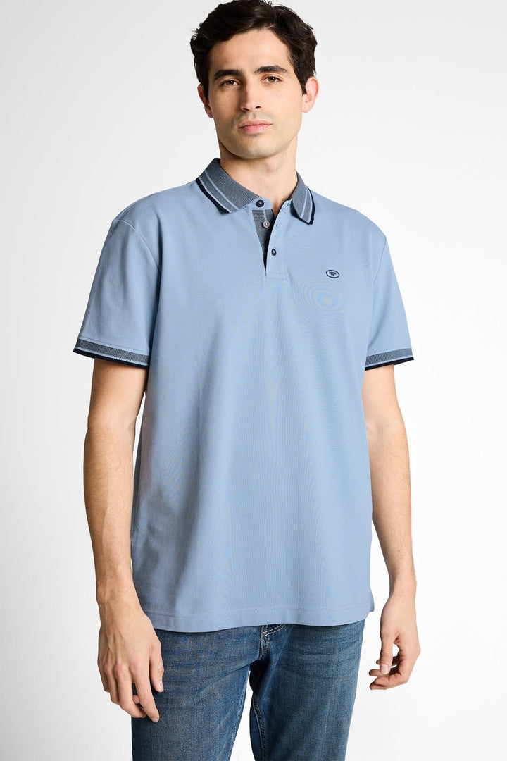 Vue avant polo Tom Tailor pour homme bleu marine avec col contrastant - Valérie Simon