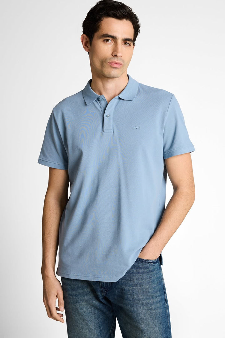 Vue portée polo piqué Tom Tailor pour homme bleu avec logo discret - Valérie Simon