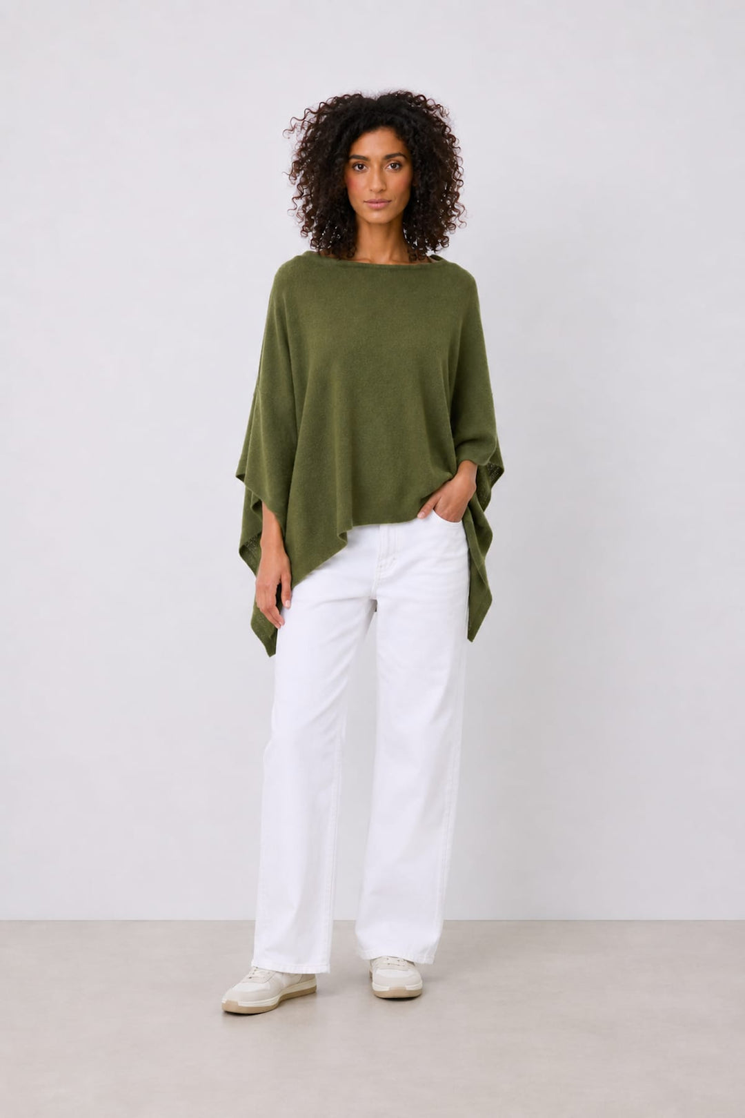 Poncho en tricot à encolure bateau pour femme Not Shy