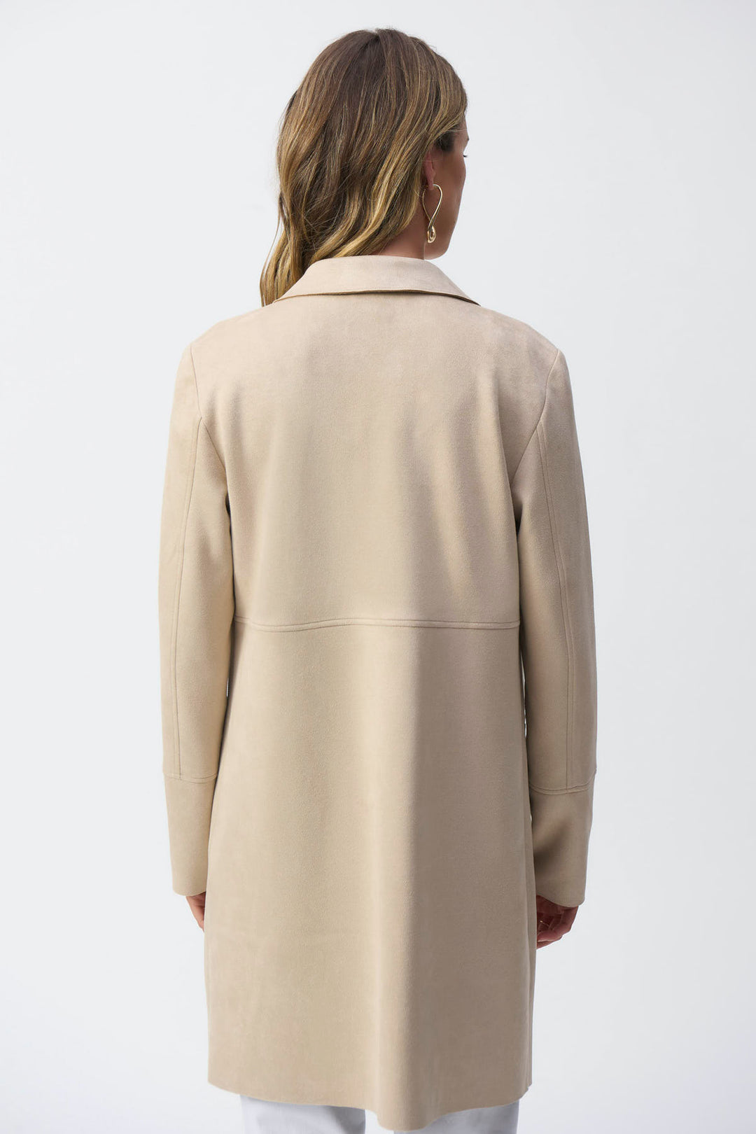 Mid-length coat