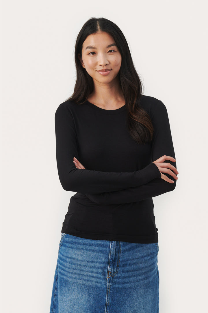 Emaja Sweater