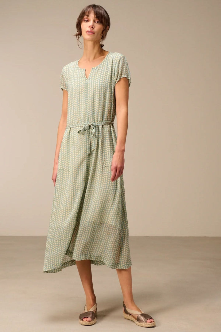 Robe midi fluide avec ceinture à nouer