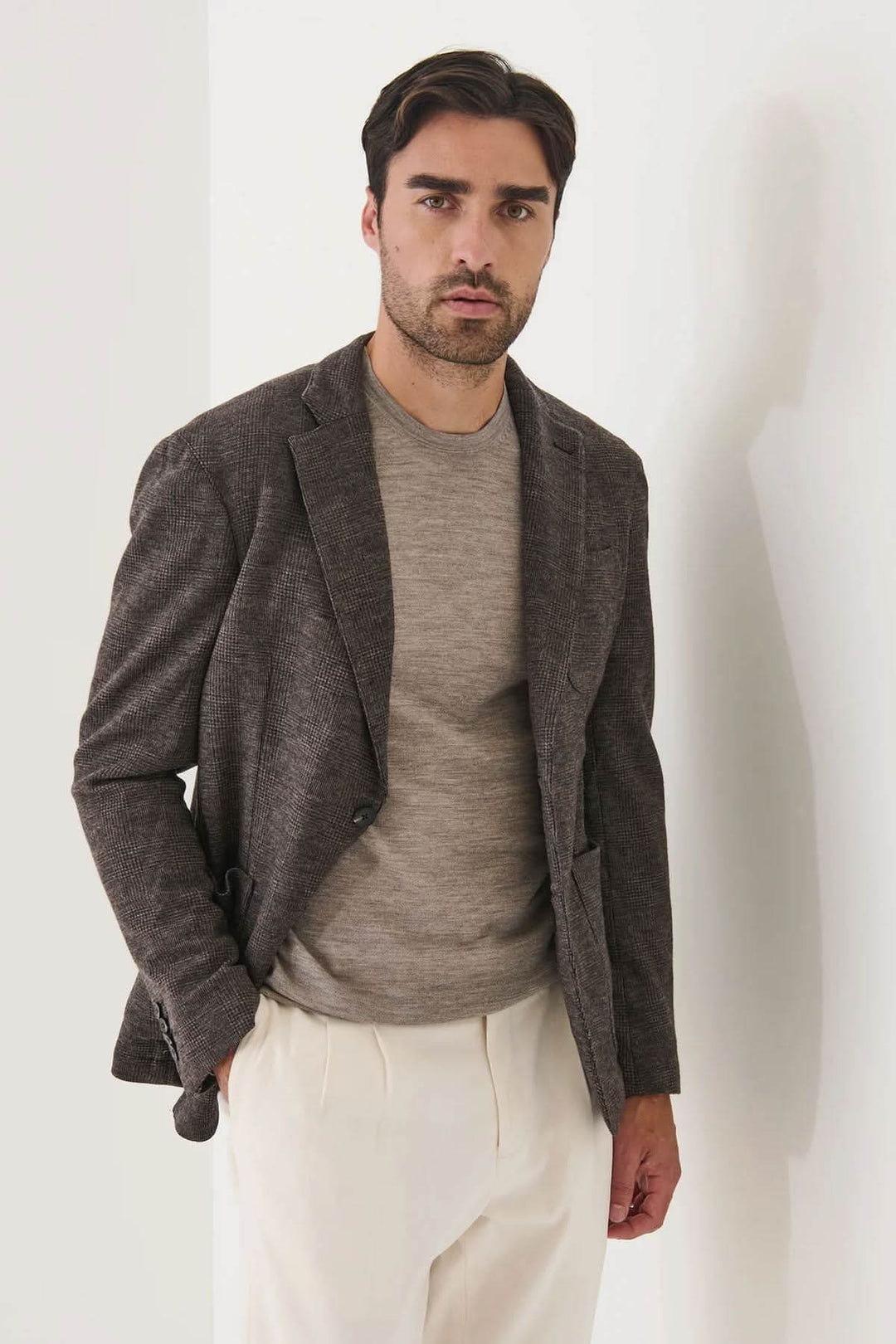 Blazer à deux boutons en laine à carreaux