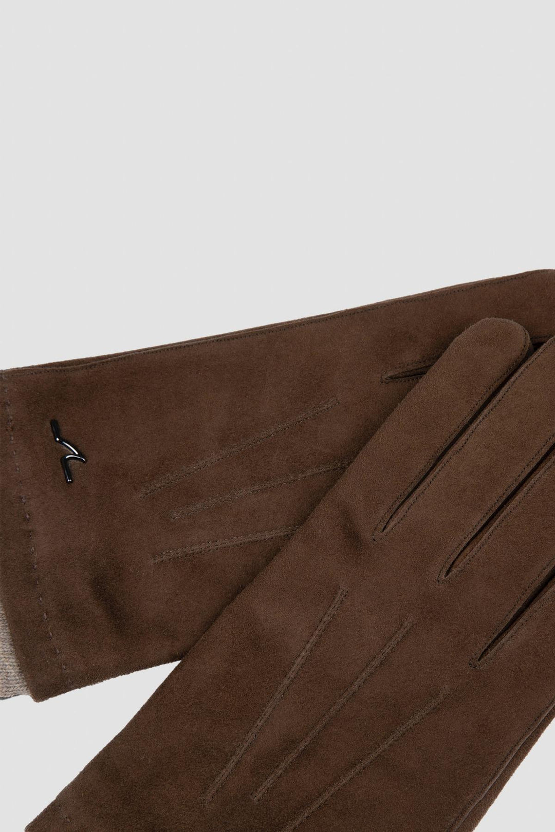 Leather gloves