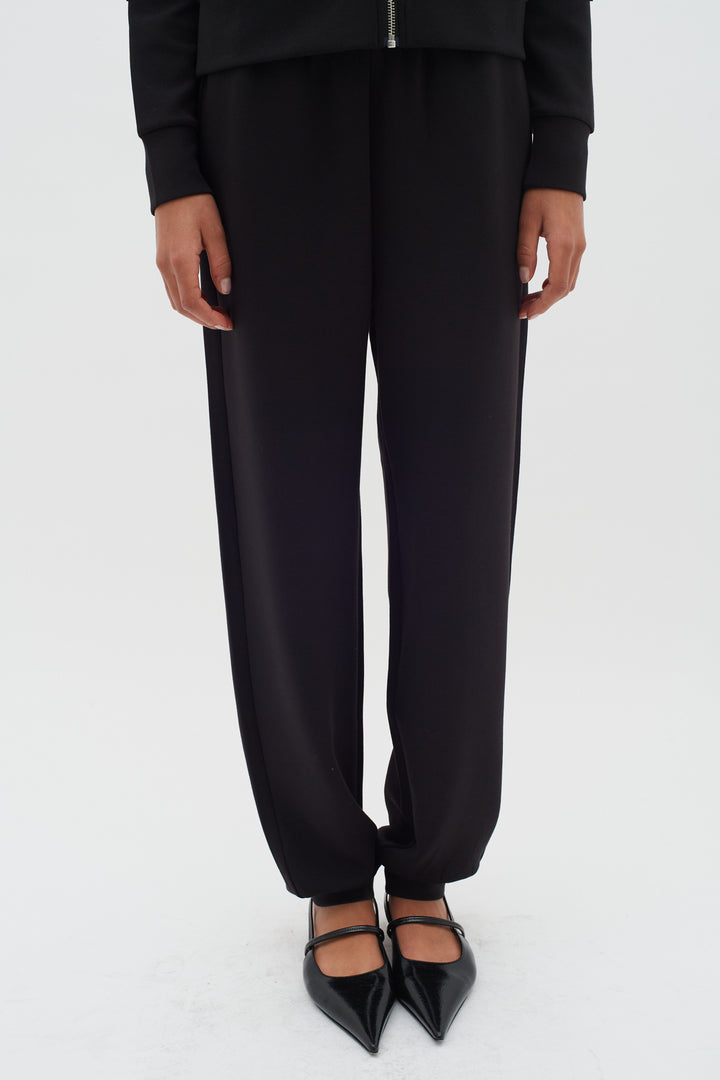 Dressy jogging pants