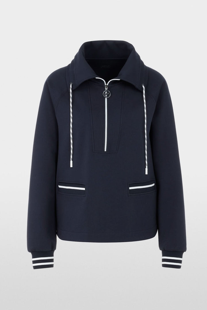 Chandail zippé ample en coton mélangé, avec col cordon, poches plaquées et bordures à rayures, couleur navy.